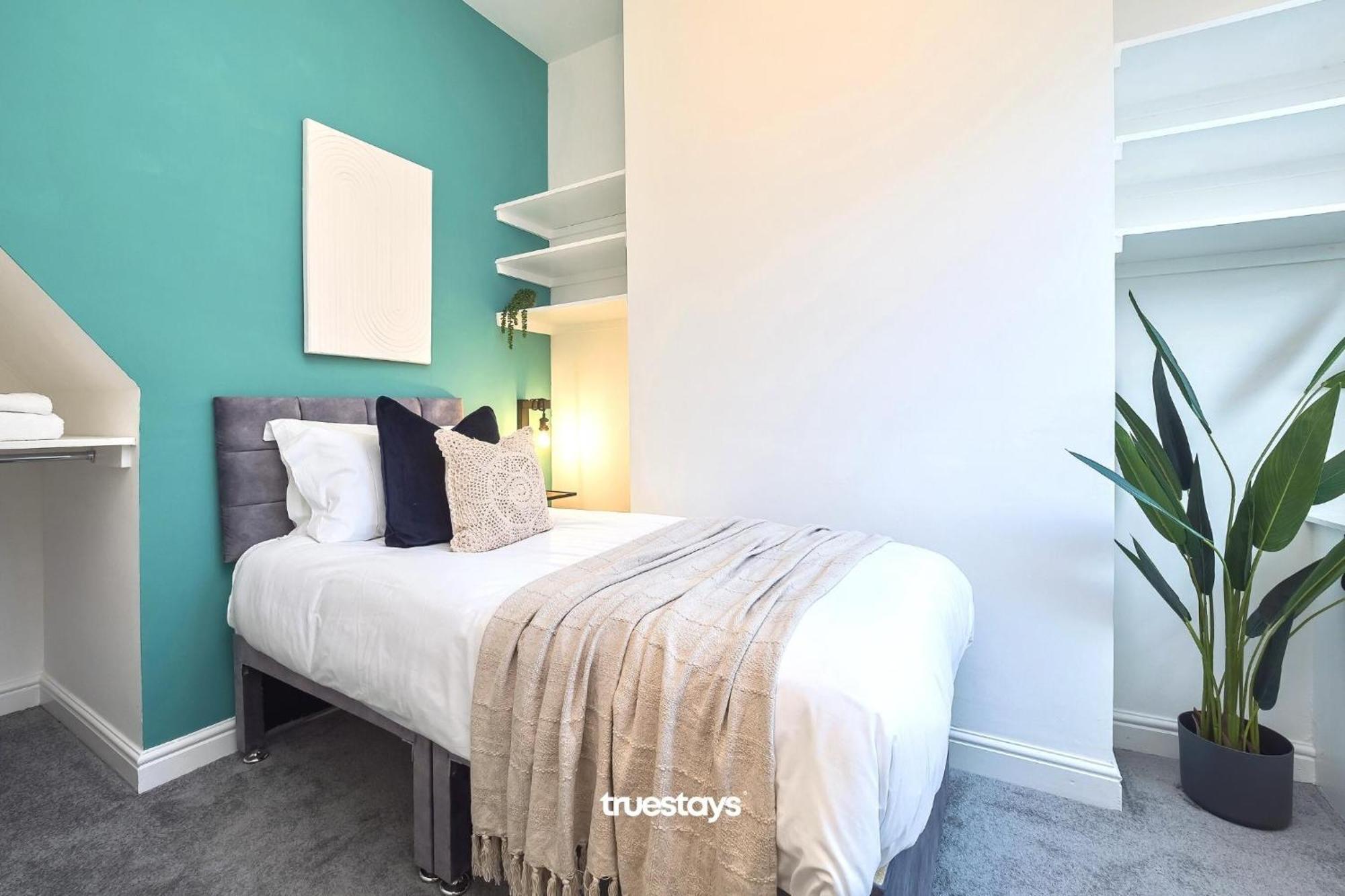 Penkhull House By Truestays - 4 Bedroom House In Stoke-On-Trent Bagian luar foto