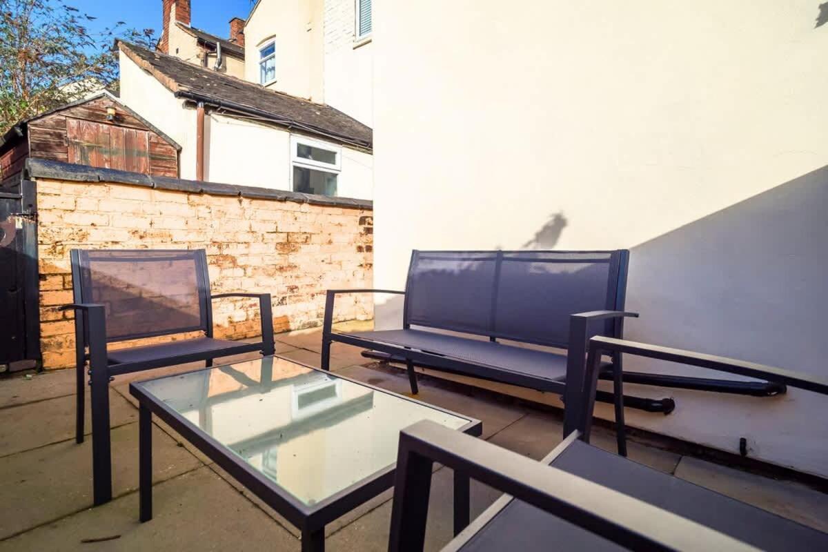Penkhull House By Truestays - 4 Bedroom House In Stoke-On-Trent Bagian luar foto