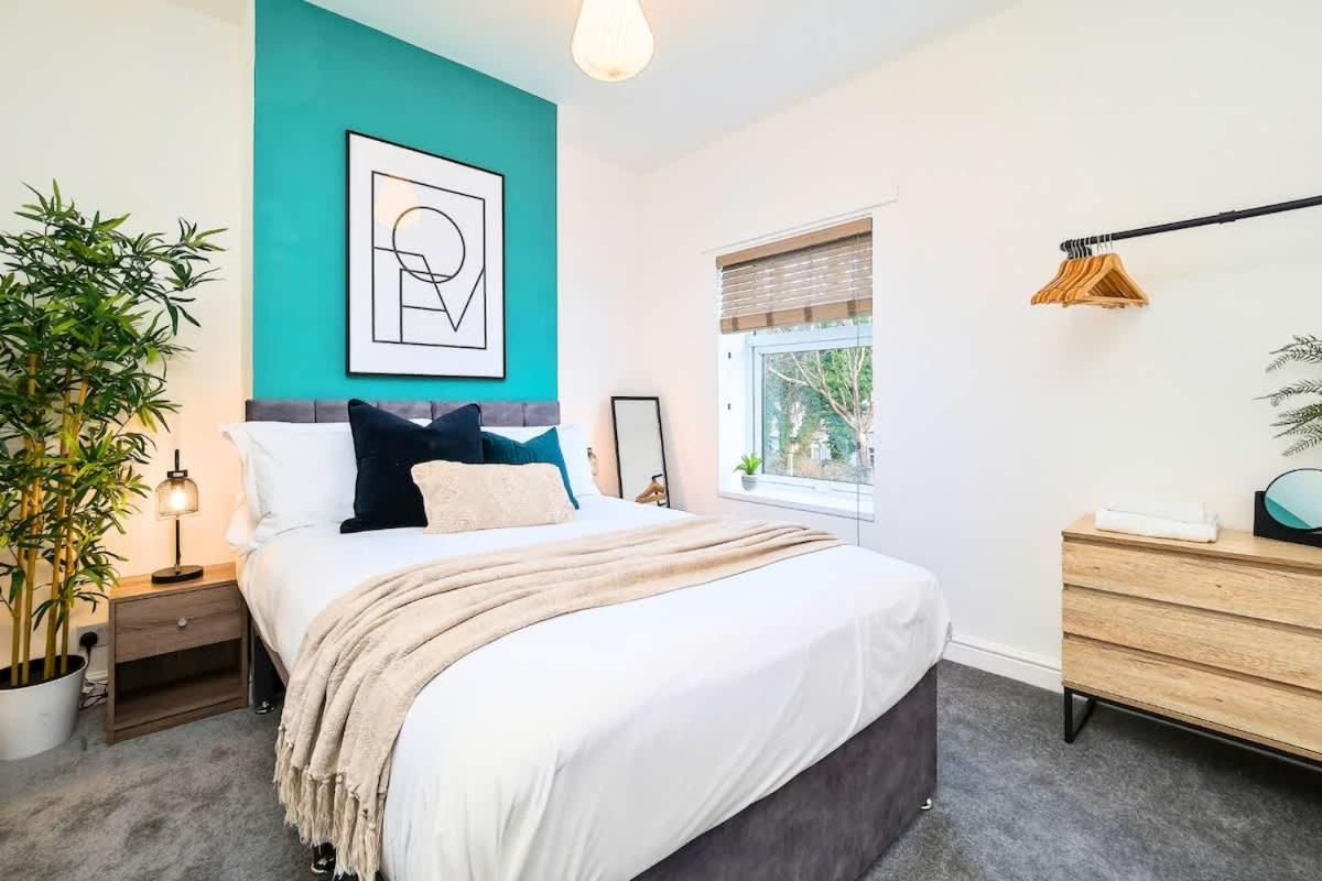 Penkhull House By Truestays - 4 Bedroom House In Stoke-On-Trent Bagian luar foto